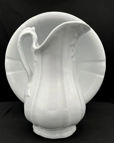 Alternate Panels with Thistle | Edward Clarke | Ewer and Wash Basin | Item | 001