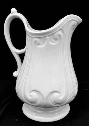 Berlin Swirl | Liddle Elliot & Son | Table Pitcher | Item | 003