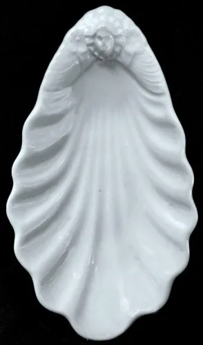 Gothic with Cameo | Edward Clarke | Relish Dish | Item | 001