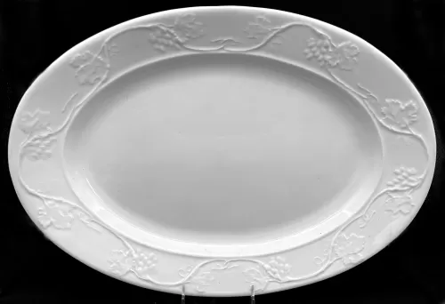 Grape Wreath | Bridgwood & Clarke | Platter | Item | 001