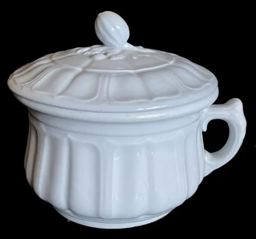 President Shape | John Edwards | Chamber Pot Base and Lid | Item | 001