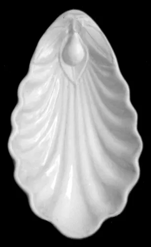 Triple Border | E. & C. Challinor | Relish Dish | Item | 005