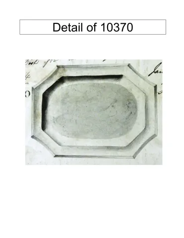 10370
