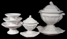Arched Forget-Me-Not | Elsmore & Forster | Dinner Set Pieces | Collection | 001
