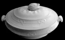 Bow Knot | J. & G. Meakin | Vegetable Tureen Base and Lid | Item | 001