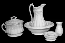 Ceres Shape | Elsmore & Forster | Partial Toilet Set | Collection | 003