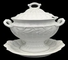 Ceres Shape_Elsmore & Forster_Sauce or Soup Tureen Base, Lid, and Underplate_Item_003