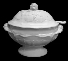 Columbia Shape | E. & C. Challinor | Sauce or Soup Tureen Base, Lid, and Ladle | Item | 001