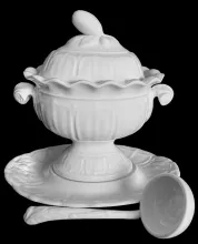Columbia Shape_Joseph Clementson_Sauce or Soup Tureen Base, Lid, Underplate, and Ladle_Item_002
