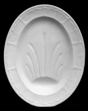Columbia Shape | Livesley, Powell, & Co. | Well and Tree Platter | Item | 002