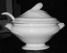Corn and Oats | Unspecified | Sauce or Soup Tureen Base, Lid, and Ladle | Item | 001