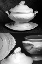 Erie Shape (Sharon Arch)_Unspecified_Sauce or Soup Tureen Base, Lid, and Underplate_Item_001