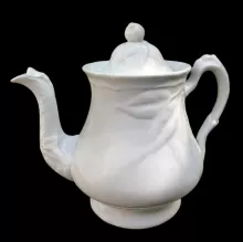 Flora (Bordered Gooseberry) | Wedgwood & Co. | Teapot or Coffee Pot Base and Lid | Item | 001