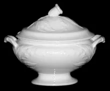 Forget-Me-Not_Wood, Rathbone, & Co._Sauce or Soup Tureen Base and Lid_Item_001