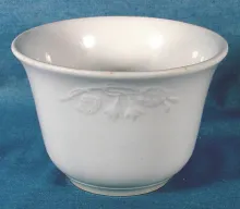 Fuchsia_Unspecified_Waste or Tea Bowl_Item_001