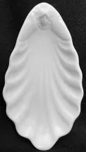 Gothic with Cameo_Dresden Pottery (Potters Cooperative Co.)_Relish Dish_001