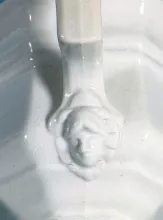 Gothic with Cameo_Unspecified_Gravy Boat_Embossing_002
