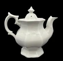 Gothic | Davenport (& Co.) | Child's or Toy Tea Set or Pieces | Item | 003