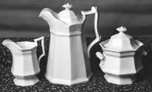 Gothic_James Edwards_Beverage Server with Matching Lid_Collection_001