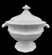 Gothic_Samuel Alcock & Co._Sauce or Soup Tureen Base and Lid_Item_002