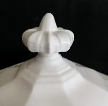 Gothic | T. & R. Boote (& Co.) | Sauce or Soup Tureen Base, Lid, and Underplate | Finial | 002