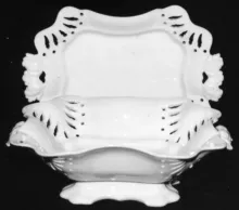 Gothic_Unspecified_Reticulated Basket with Underplate_Item_002