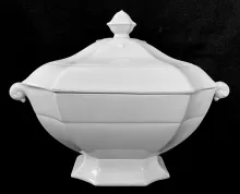 Gothic_Unspecified_Sauce or Soup Tureen Base and Lid_Item_005