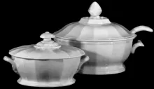 Gothic | Unspecified | Stew or Chowder Tureen Base, Lid, and Ladle | Collection | 001