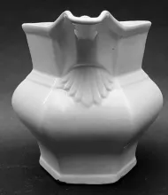 Gothic_Unspecified_Table Pitcher_Embossing_011