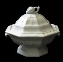 Grape Octagon | Edward Challinor (& Co.) | Vegetable Tureen Base and Lid | Item | 001