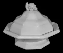Grape Octagon | Jacob Furnival | Butter Dish with Lid | Item | 001