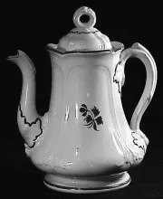Hanging Leaves_Anthony Shaw_Teapot or Coffee Pot Base and Lid_DecItem_001