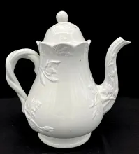 Hidden Motif_Jacob Furnival_Teapot or Coffee Pot Base and Lid_Item_005