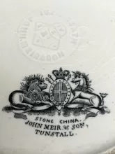 Ivy Wreath | John Meir & Son | Chamber Pot Base | Mark | 003