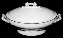 Jumbo_Henry Alcock & Co._Vegetable Tureen Base and Lid_Item_001
