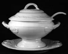 Leaf and Crossed Ribbon_Livesley, Powell, & Co._Sauce or Soup Tureen Base, Lid, Underplate, and Ladle_Item_001