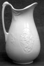Medallion Fern_J. & G. Meakin_Ewer_Item_001