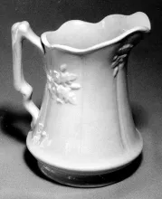 Oak and Acorn_J. & G. Meakin_Table Pitcher_Item_003