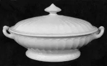 Pacific Shape_Elsmore & Forster_Vegetable Tureen Base and Lid_Item_001