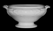 Pea Pod with Vine_Edward Pearson_Sauce or Soup Tureen Base_Item_002