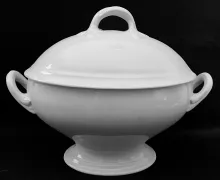 Plain_George Jones (& Sons)_Sauce or Soup Tureen Base and Lid_Item_001