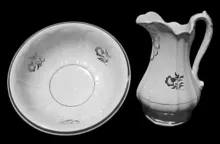 Portland Shape | Elsmore & Forster | Ewer and Wash Basin | DecItem | 001