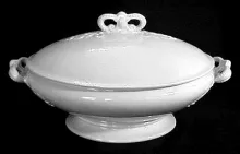 Ribboned Oak_W. & E. Corn_Vegetable Tureen Base and Lid_Item_001
