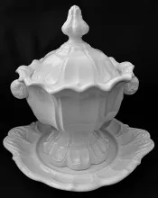Sydenham Shape_T. & R. Boote (& Co.)_Sauce or Soup Tureen Base, Lid, and Underplate_Item_001