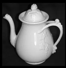 Trailing Ivy_John Maddock & Son(s) (& Co.)_Teapot or Coffee Pot Base and Lid_Item_001