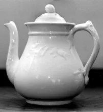 Trumpet Vine_Liddle, Elliot & Son_Teapot or Coffee Pot Base and Lid_Item_001