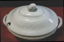 Trumpet Vine | Liddle, Elliot & Son | Sauce or Soup Tureen Base and Lid | Item | 003