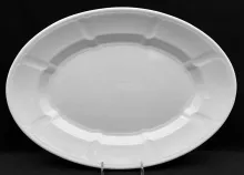Walled Octagon_Jacob Furnival_Platter_Item_001