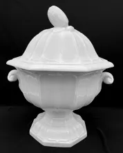 Wrapped Sydenham | Livesley, Powell, & Co. | Sauce or Soup Tureen Base and Lid | Item | 001