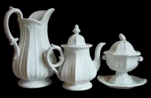Wrapped Sydenham | Unspecified | Teapot or Coffee Pot Base and Lid | Collection | 001